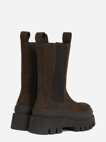 Chelsea boot CPH685 in nabuk chocolate - vista laterale della coppia