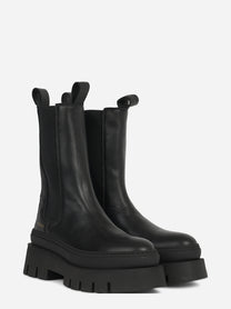 Chelsea boot CPH685 in pelle nera - vista tre quarti