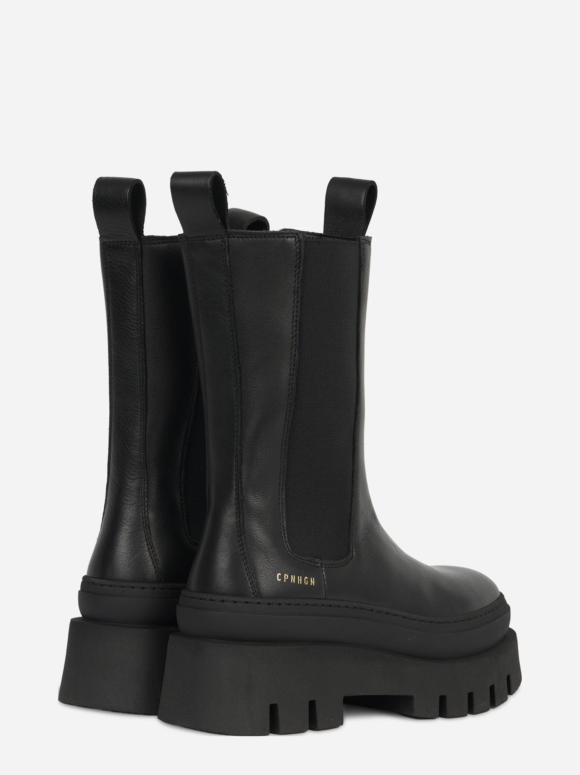 Chelsea boot CPH685 in pelle nera - vista laterale della coppia