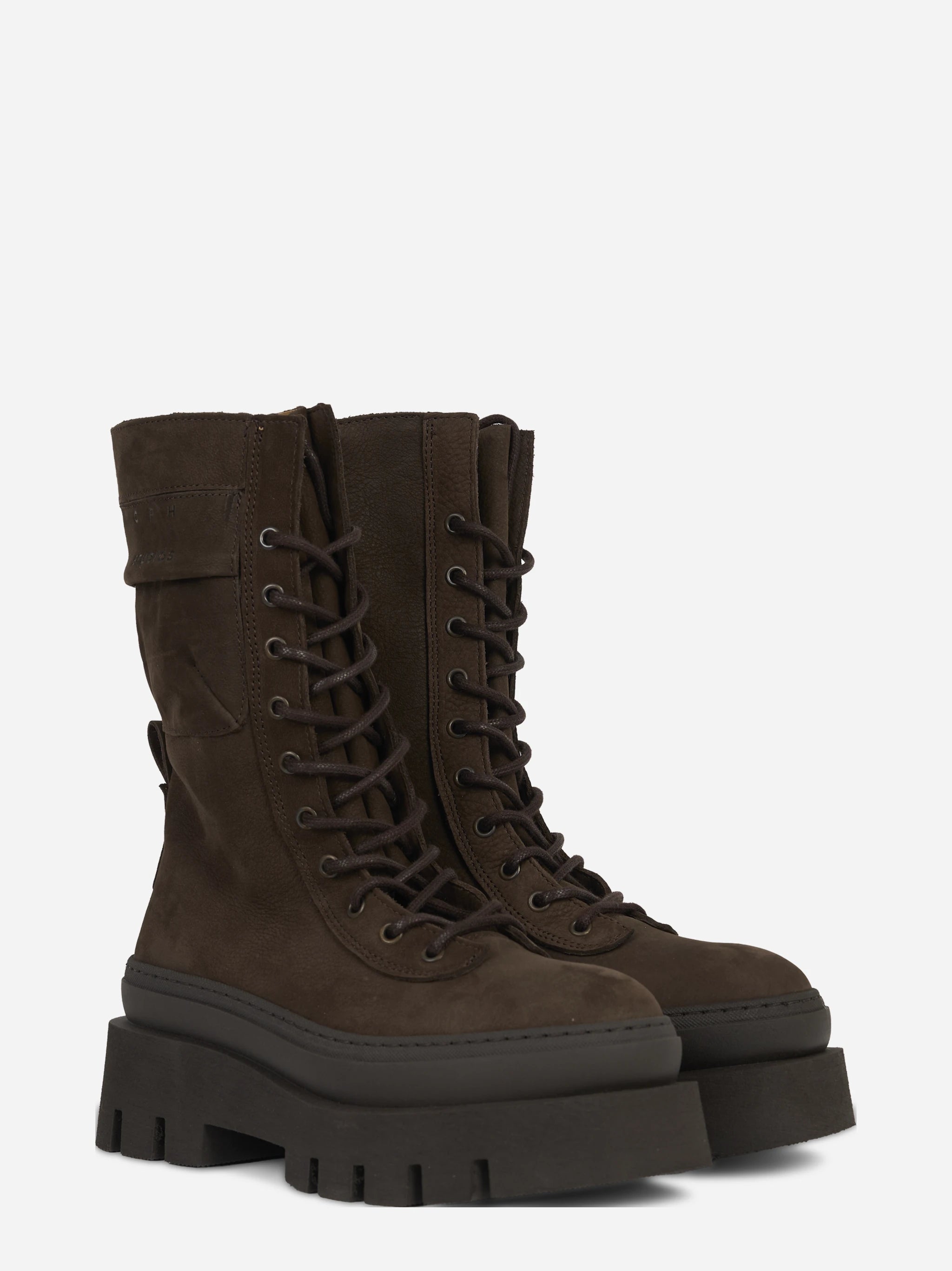Stivale stringato CPH691 in nabuk chocolate - vista tre quarti