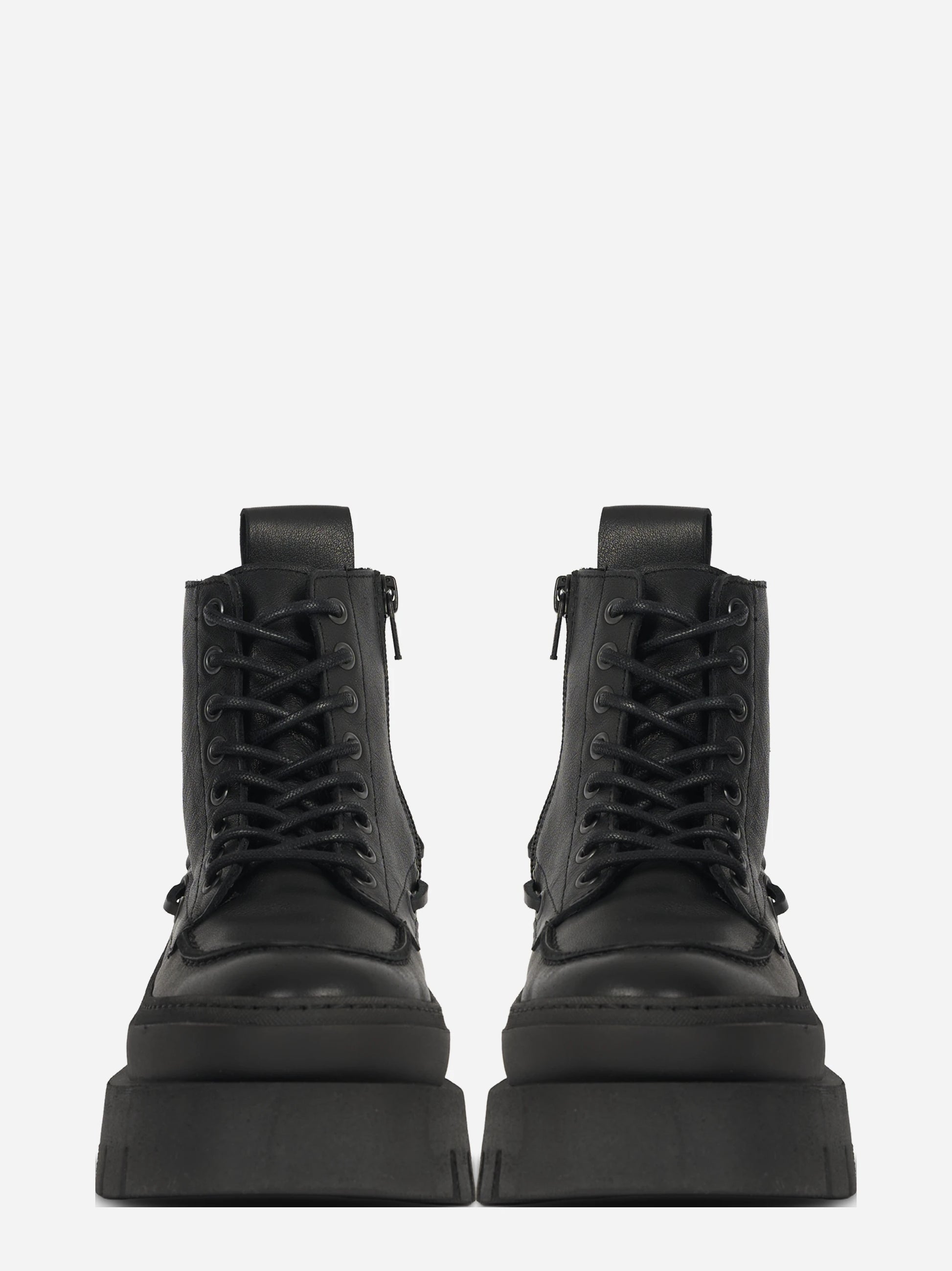 Stivaletto stringato CPH697 in pelle nera - vista frontale