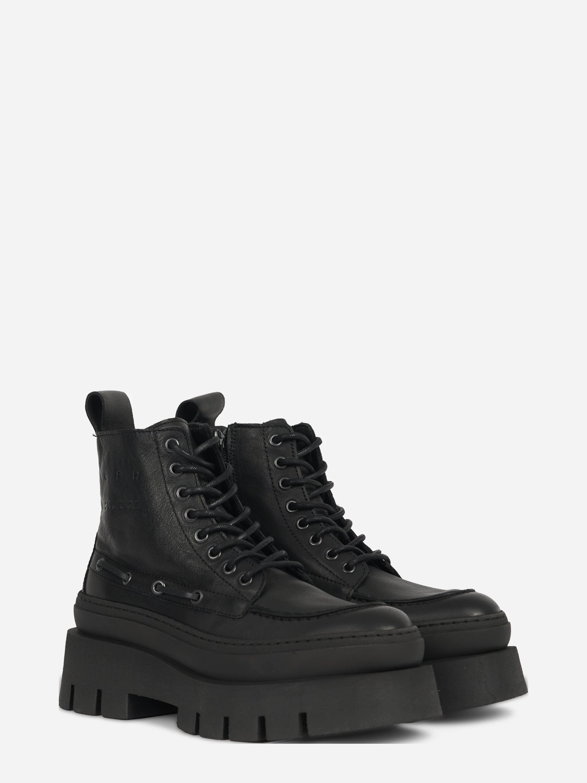 Stivaletto stringato CPH697 in pelle nera - vista tre quarti