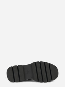 Stivaletto stringato CPH697 in pelle nera - dettaglio suola