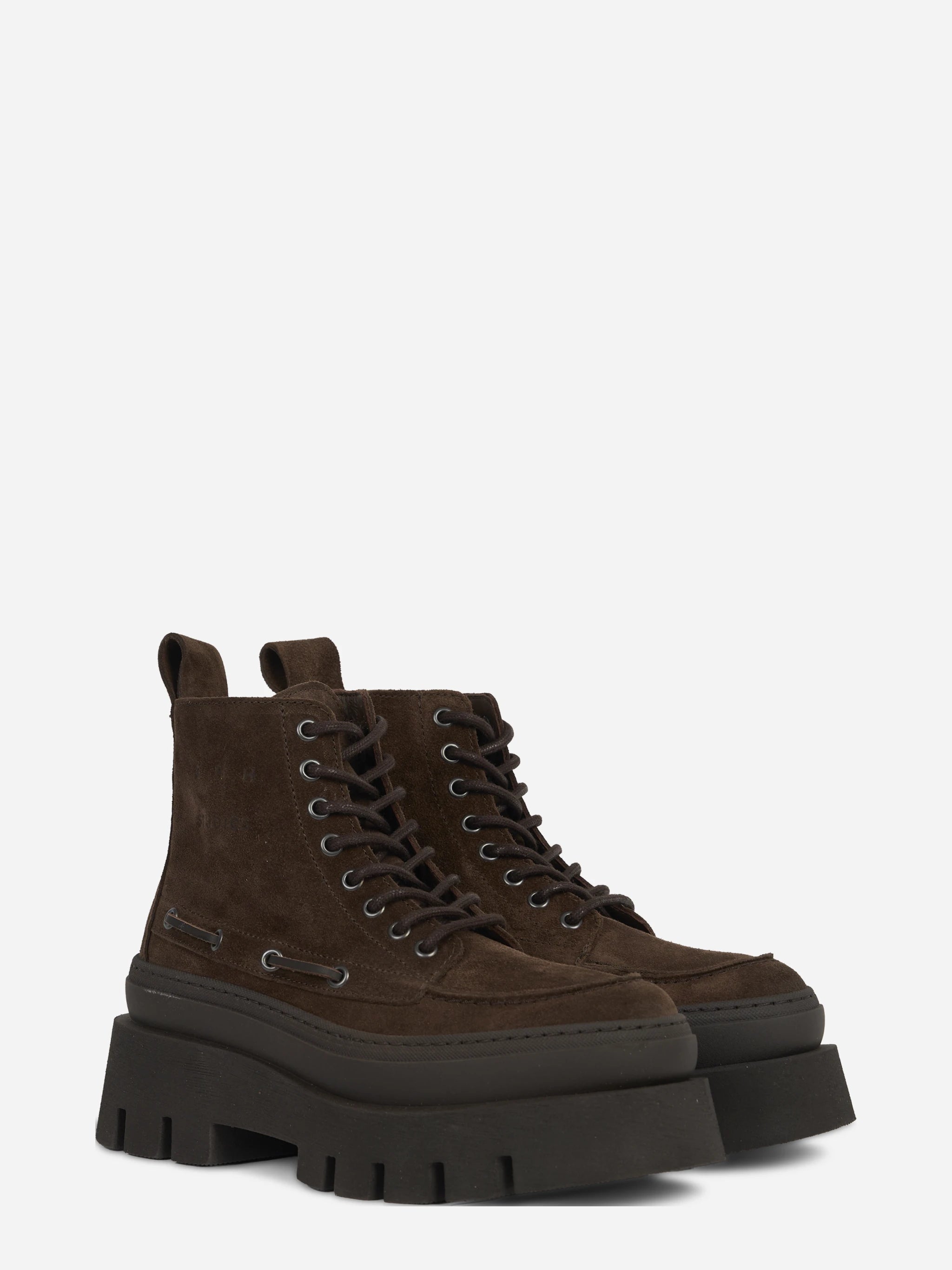 Stivaletto stringato CPH697 in camoscio chocolate - vista tre quarti