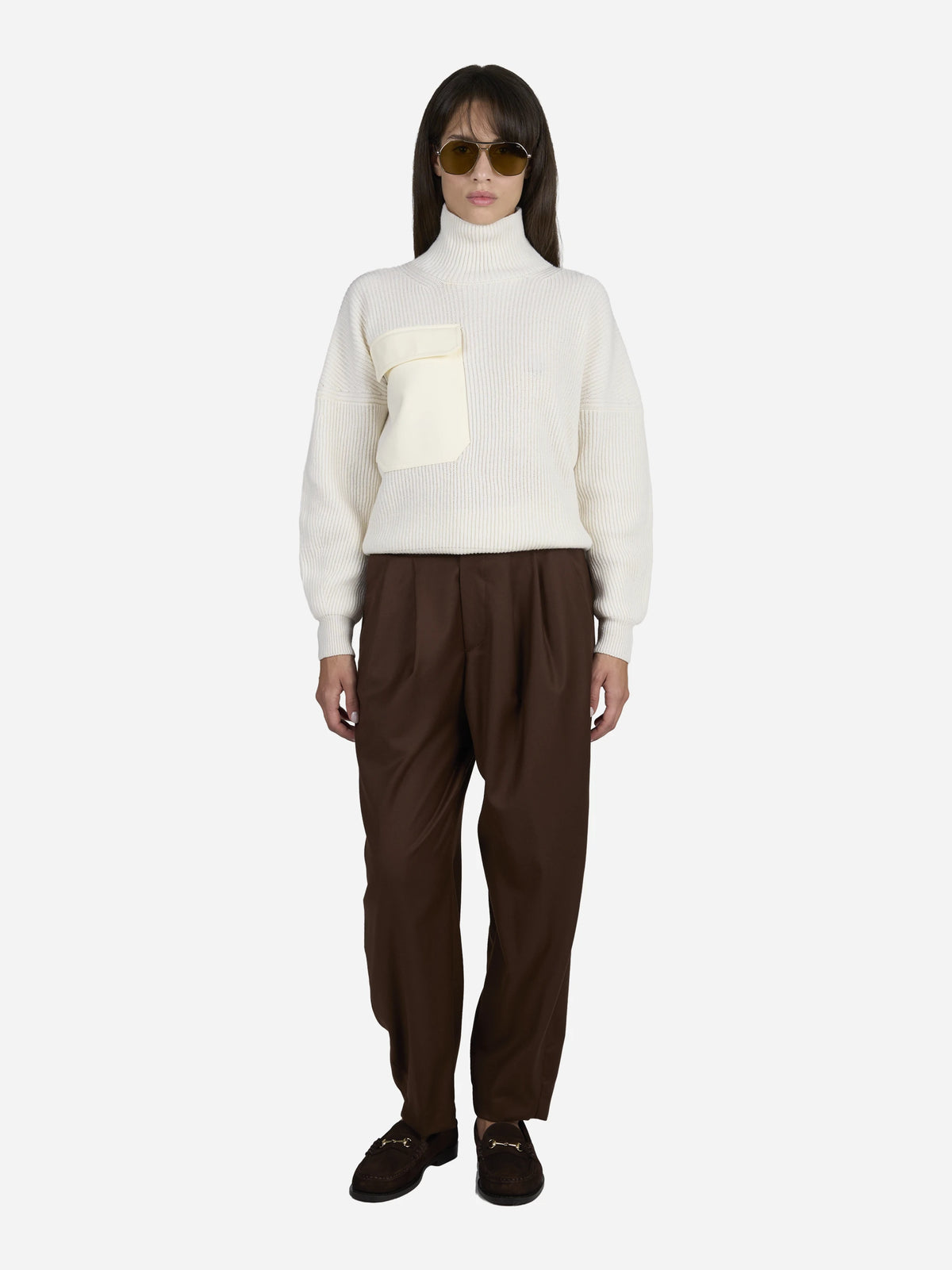 Maglia collo alto regular-fit bianca - indossato, look completo