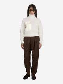 Maglia collo alto regular-fit bianca - indossato, look completo