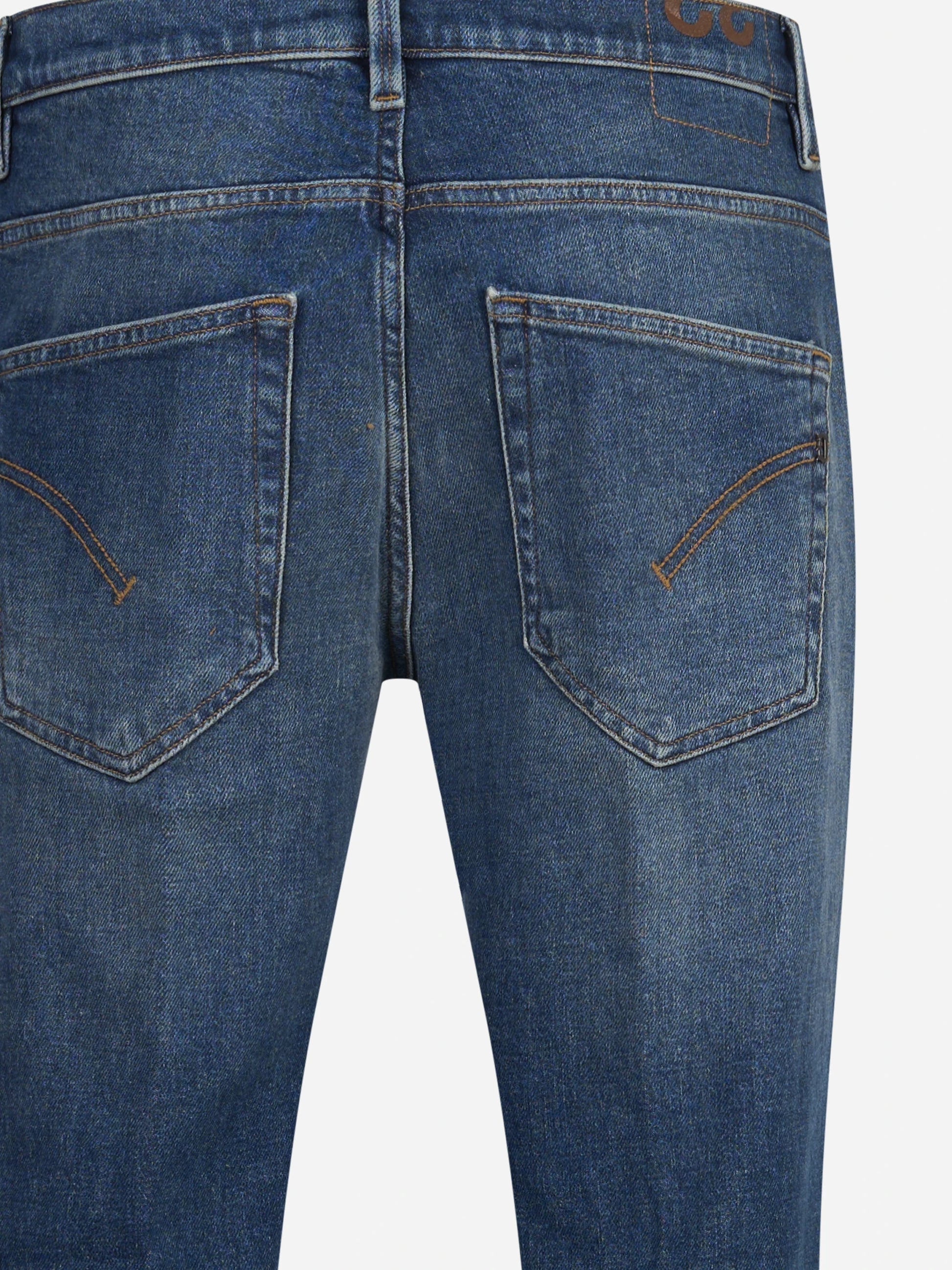 Jeans Brighton carrot fit blu - vista laterale e dettagli