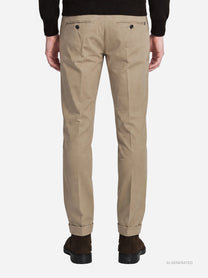 Pantalone Gaubert slim fit in cotone beige - indossato, vista posteriore