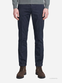 Pantalone Gaubert slim fit in cotone blu - indossato, vista frontale