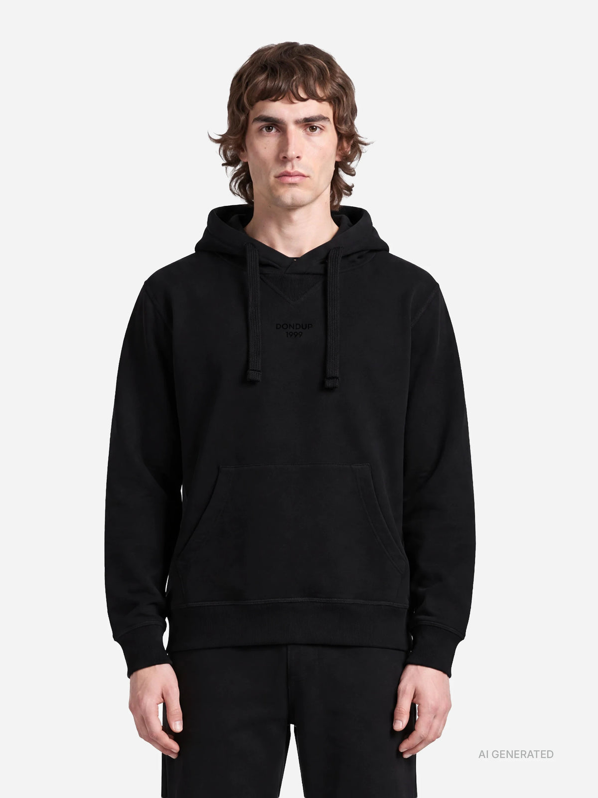 Felpa con cappuccio regular-fit nera - indossato, vista frontale