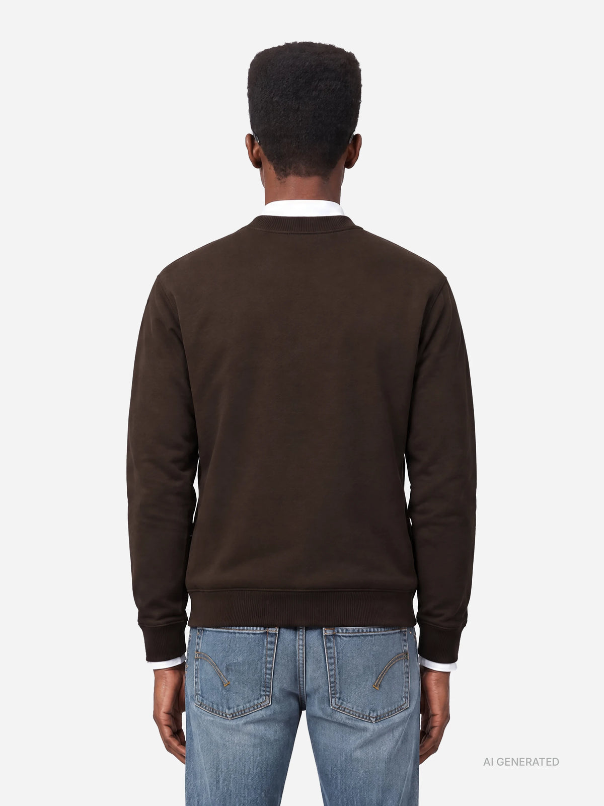 Felpa girocollo regular-fit marrone - indossato, vista posteriore