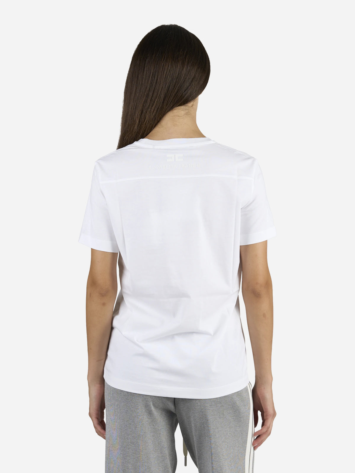T-shirt girocollo in cotone bianca - indossato, vista posteriore