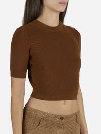 Top in maglia con dettagli gioiello marrone - dettaglio indossato