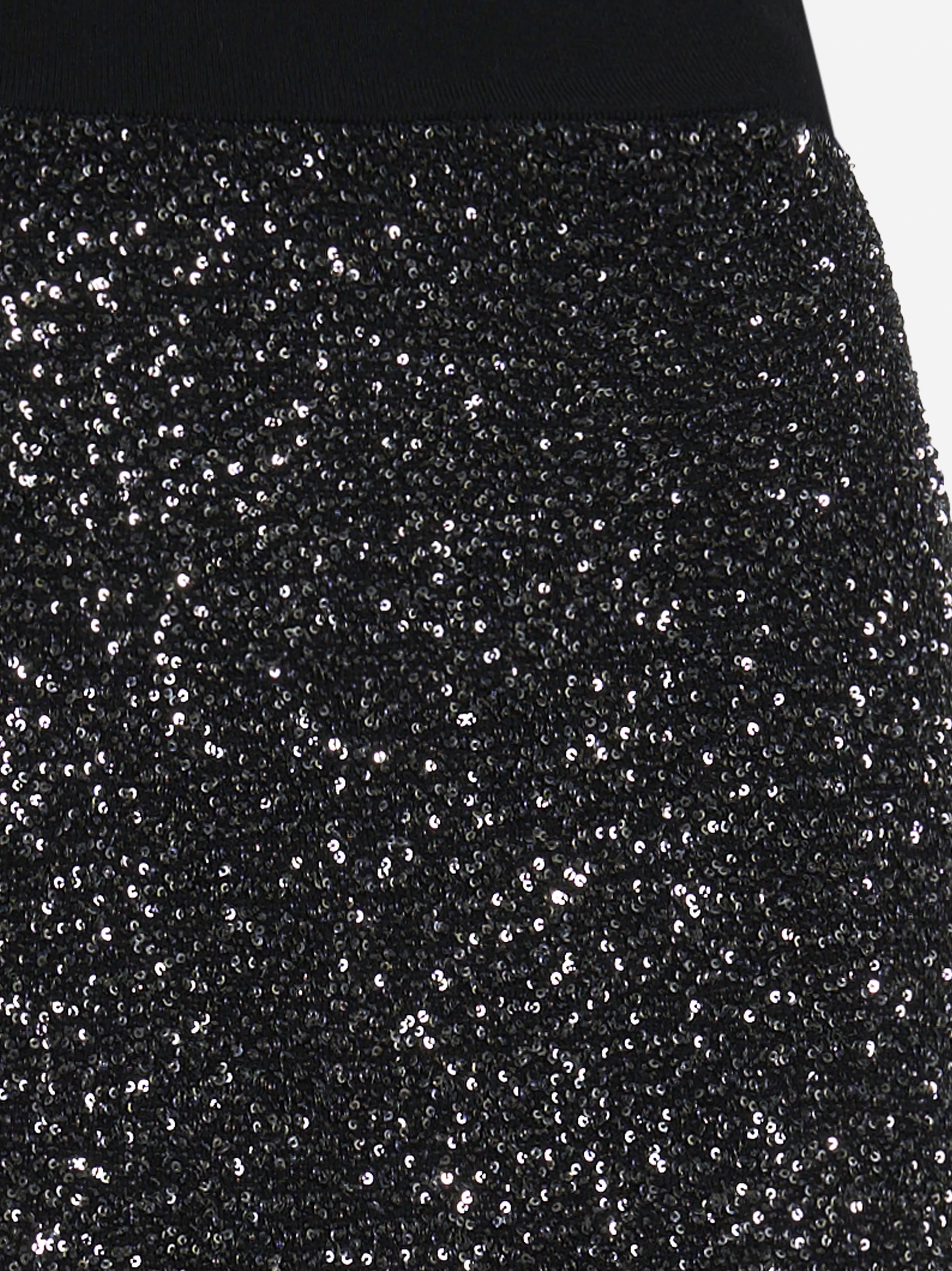 Gonna corta in maglia con paillettes nera - dettaglio prodotto
