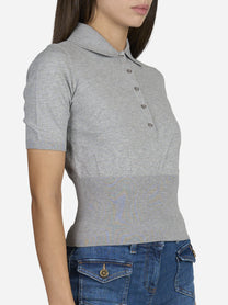 Polo in maglia di viscosa grigia - dettaglio indossato