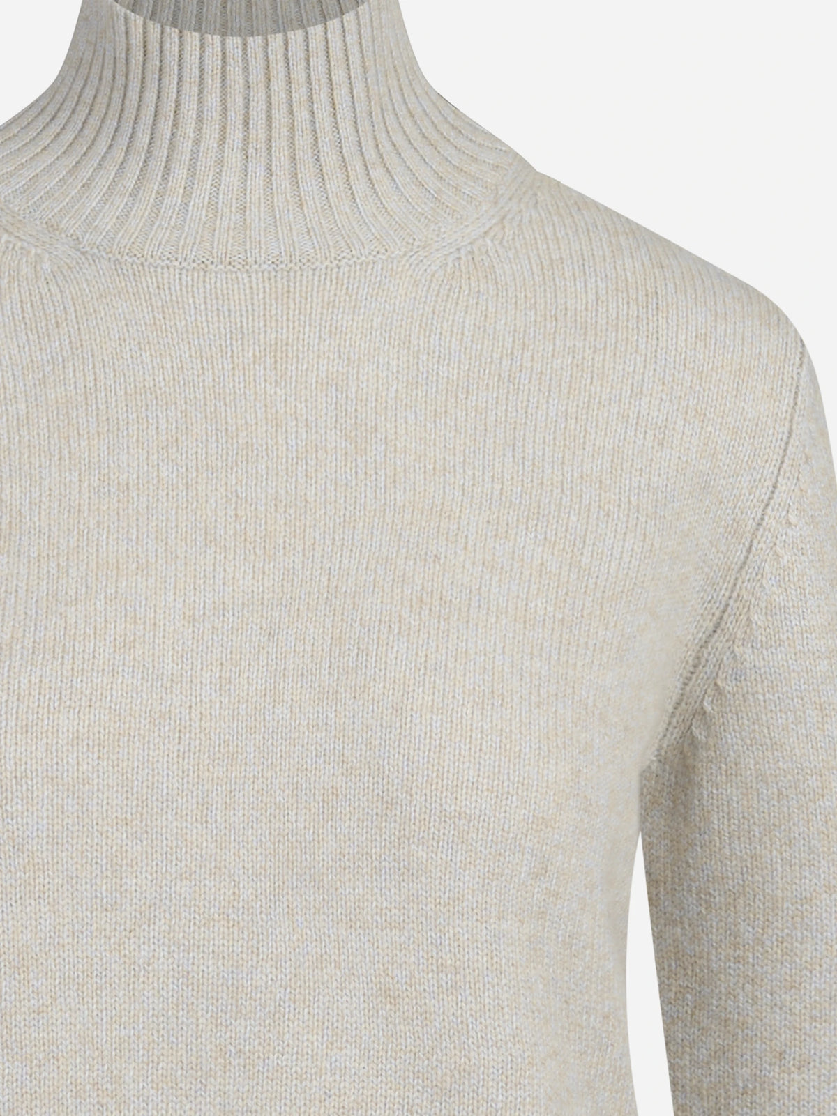 Lupetto in cashmere beige - dettaglio del prodotto