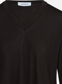 Maglia oversize con scollo a V marrone - dettaglio del prodotto