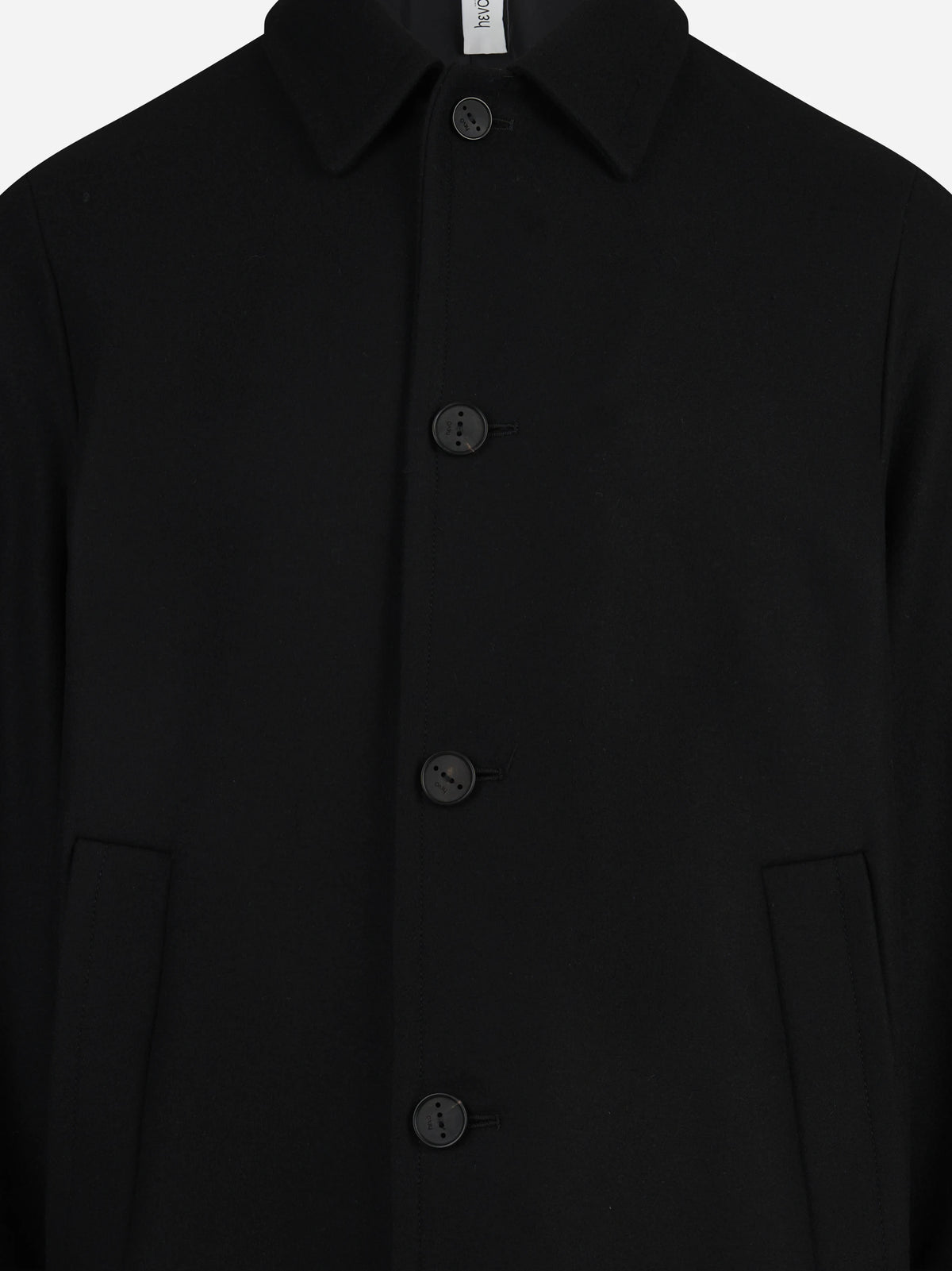 Cappotto Loconia in lana nero - dettaglio del prodotto