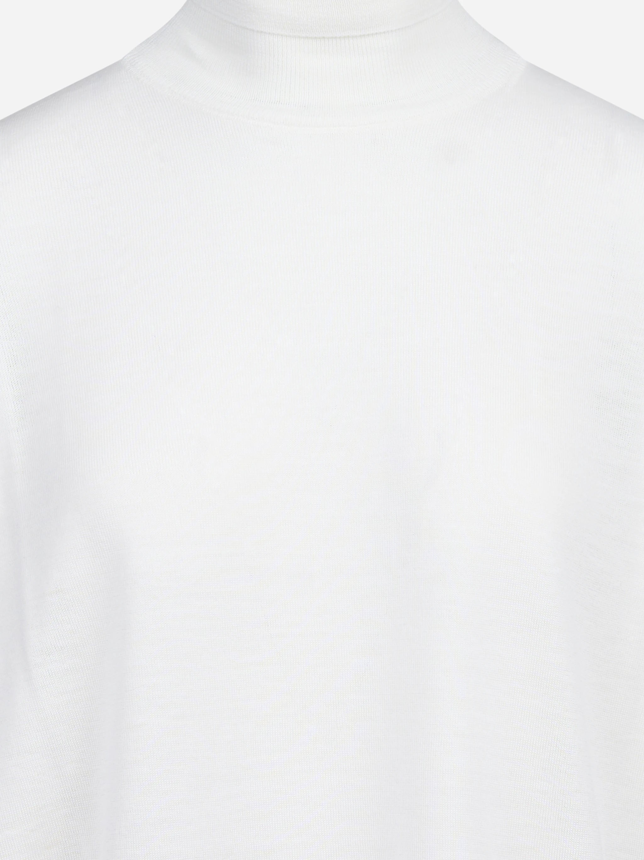 Maglia dolcevita oversized in lana vergine bianca - vista laterale e dettagli