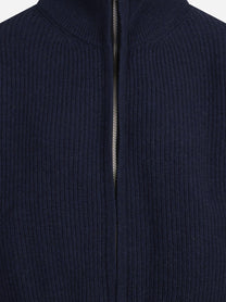 Maglia polo oversize in lana blu - dettaglio del prodotto