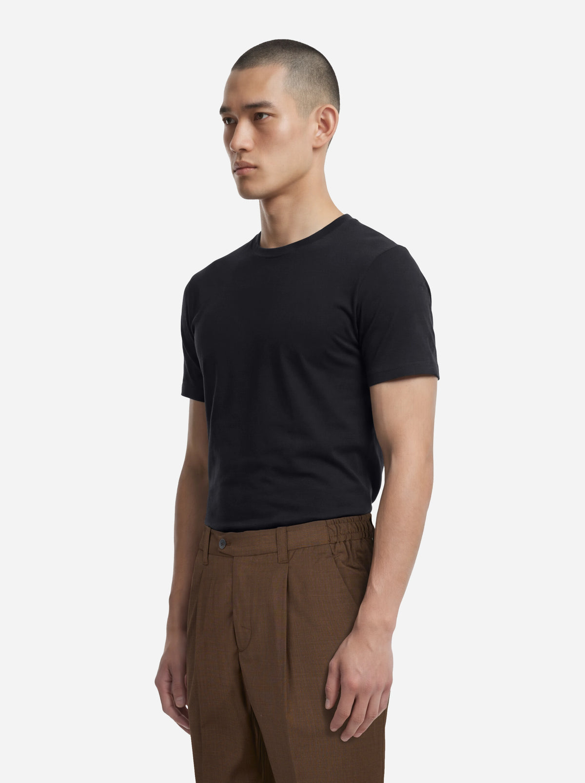 T-shirt Ossigeno in cotone stretch nera - indossato, vista laterale