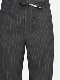 Pantaloni Nodo gessati in lana grigi - dettaglio del capo