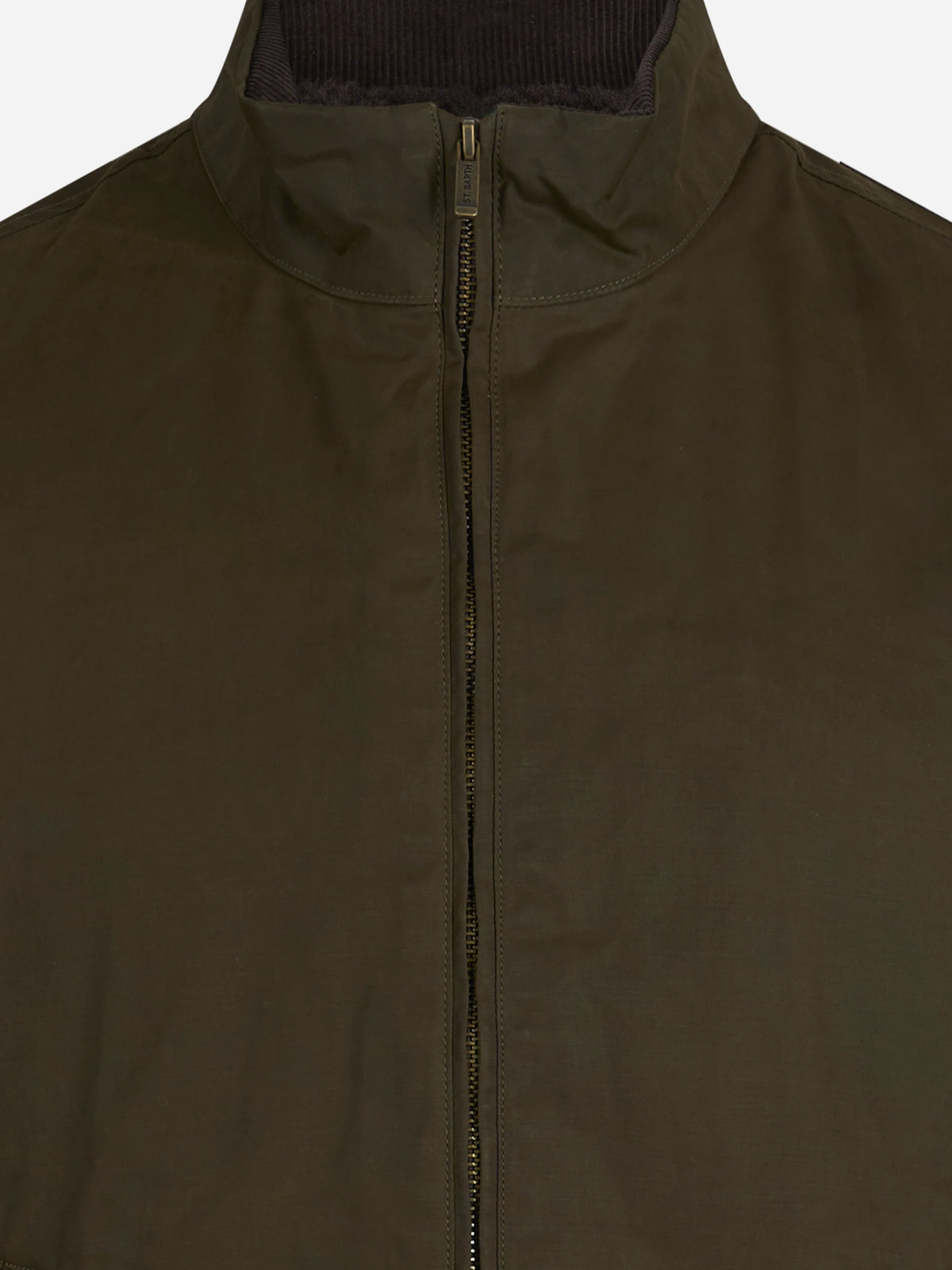 Gilet Edgar cerato con interno teddy verde - dettaglio del ricamo o della costruzione