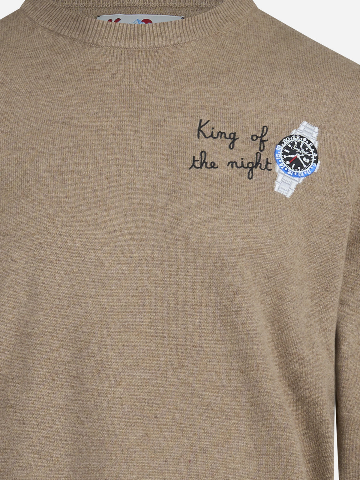 Maglia Heron Light con ricamo beige - dettaglio del ricamo o della costruzione