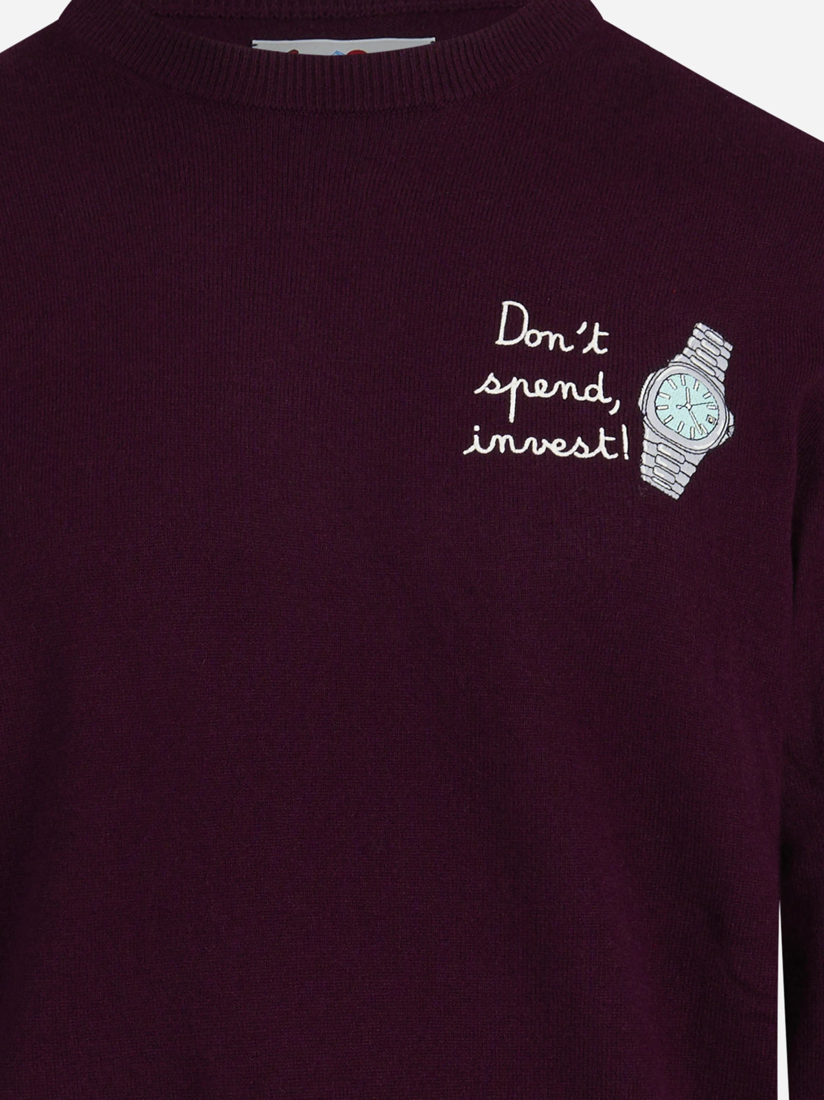 Maglia Heron con ricamo ironico bordeaux - dettaglio del prodotto