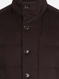 Gilet imbottito in lana vergine marrone - dettaglio del prodotto