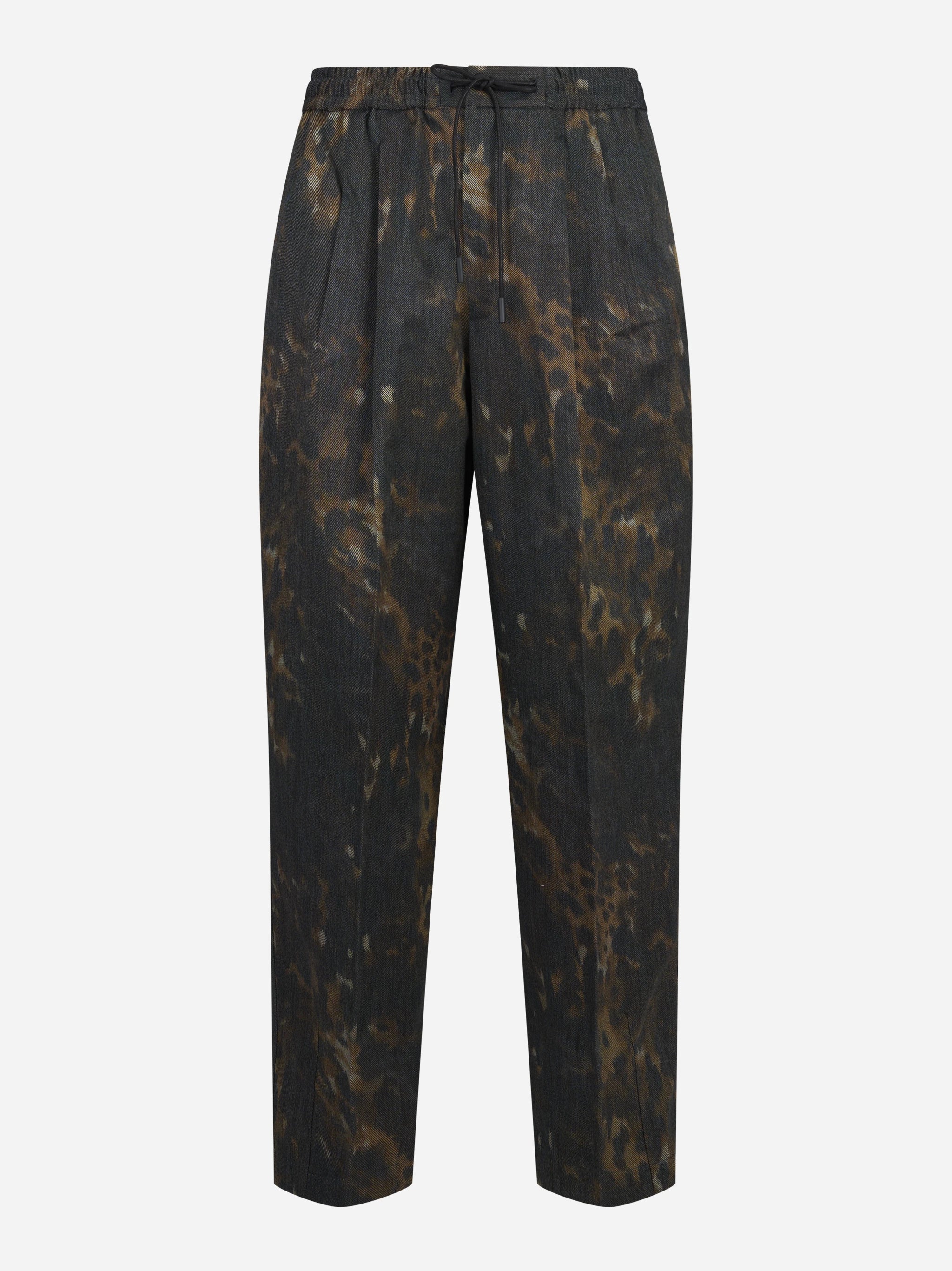 Pantaloni Wide Active con stampa mimetica verdi - vista frontale
