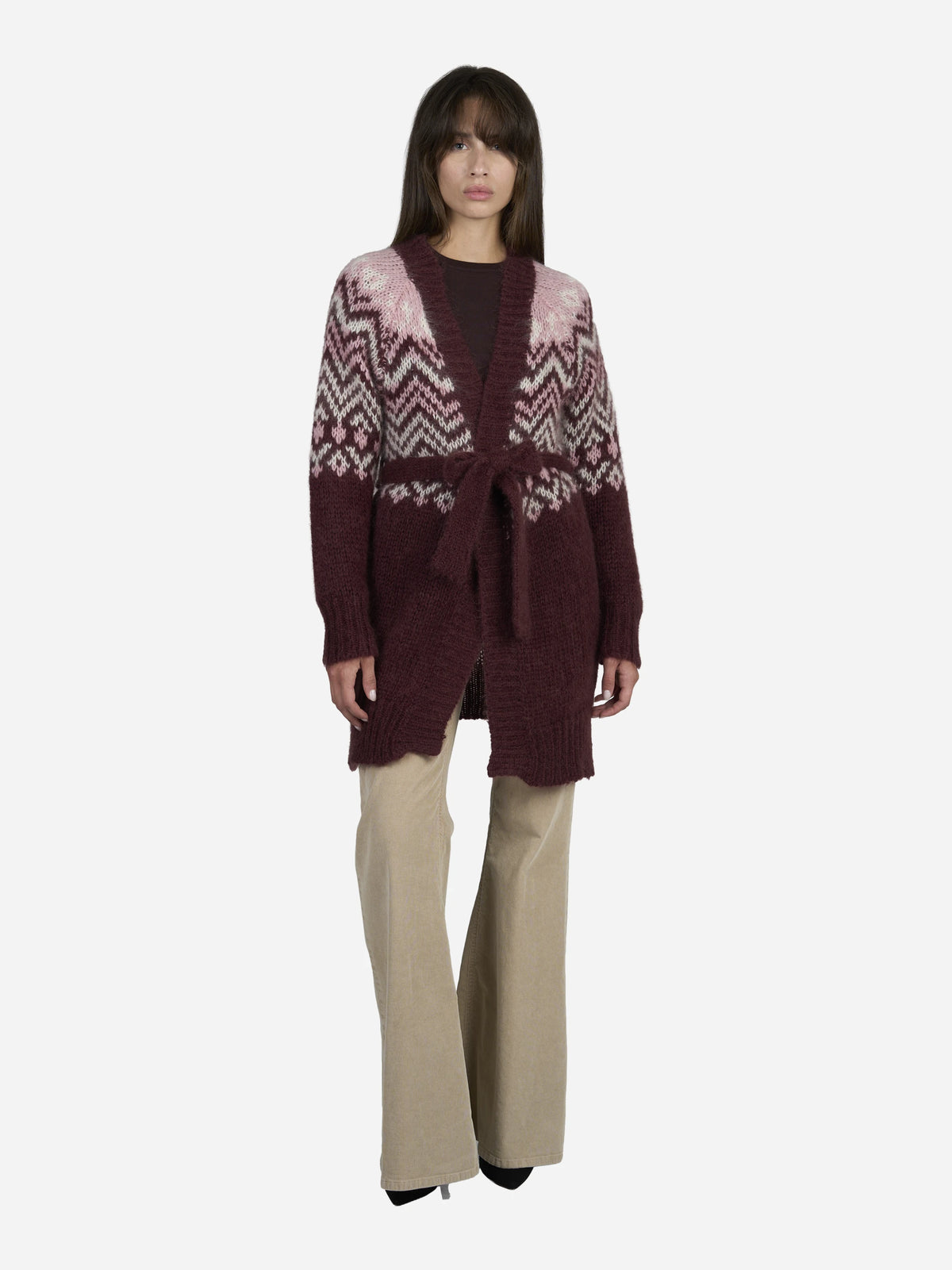 Cardigan Jane in lana jacquard prugna - indossato, vista frontale