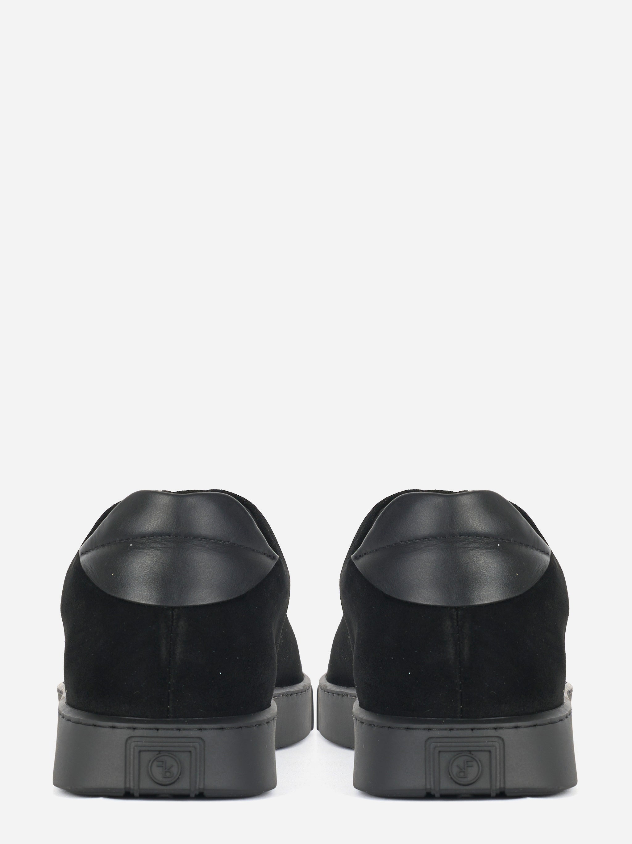 Retro sneakers Referenc Studios The Cassetta in suede nero con dettaglio tallone