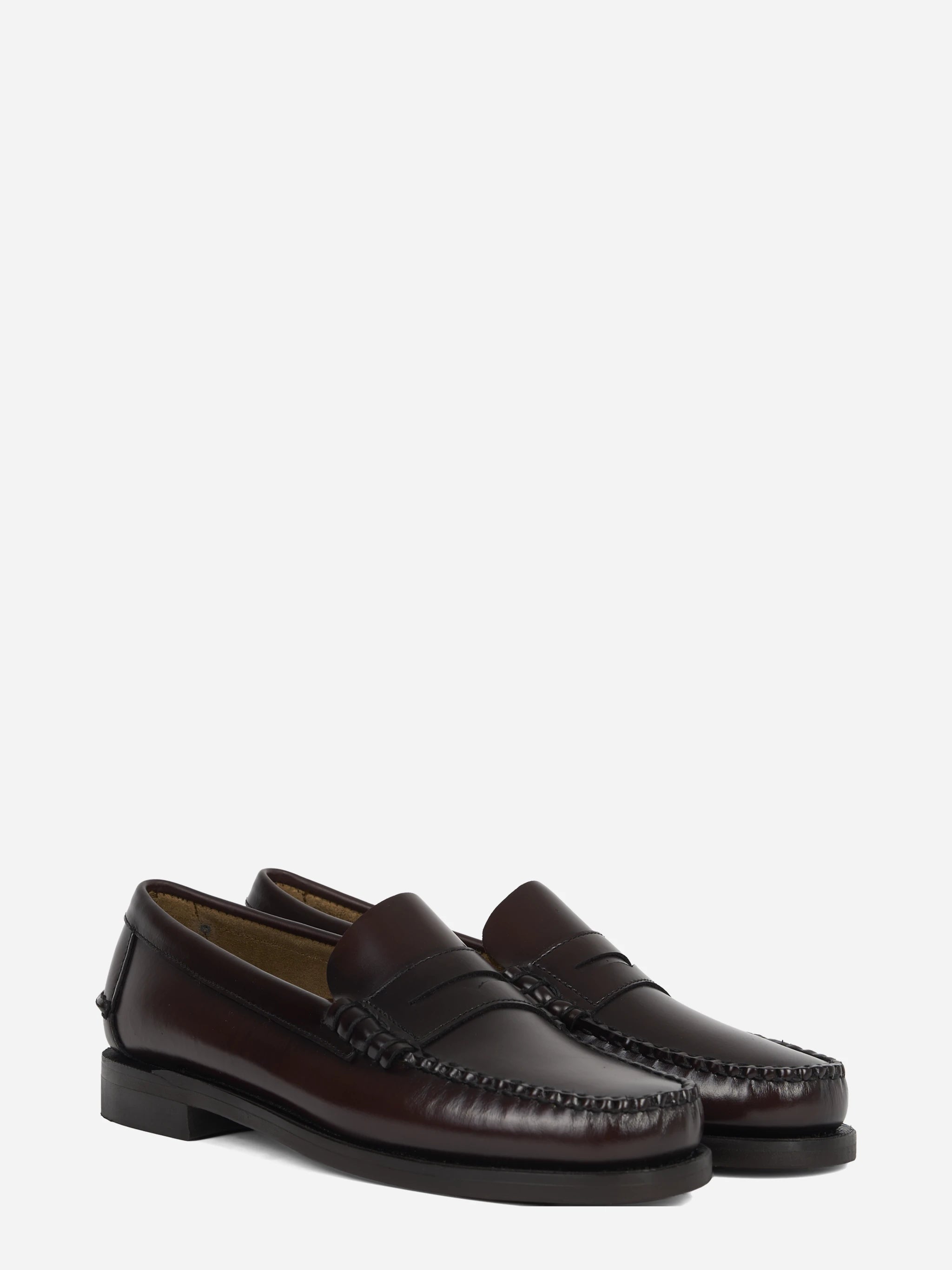 Mocassino Classic Dan in pelle bordeaux - vista tre quarti