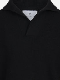 Polo in lana merino nera - dettaglio del prodotto
