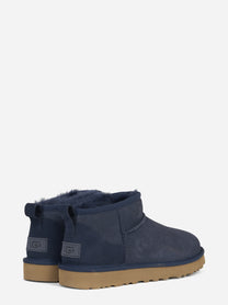 Stivaletto Classic Ultra Mini in montone Dark Indigo - dettaglio della suola