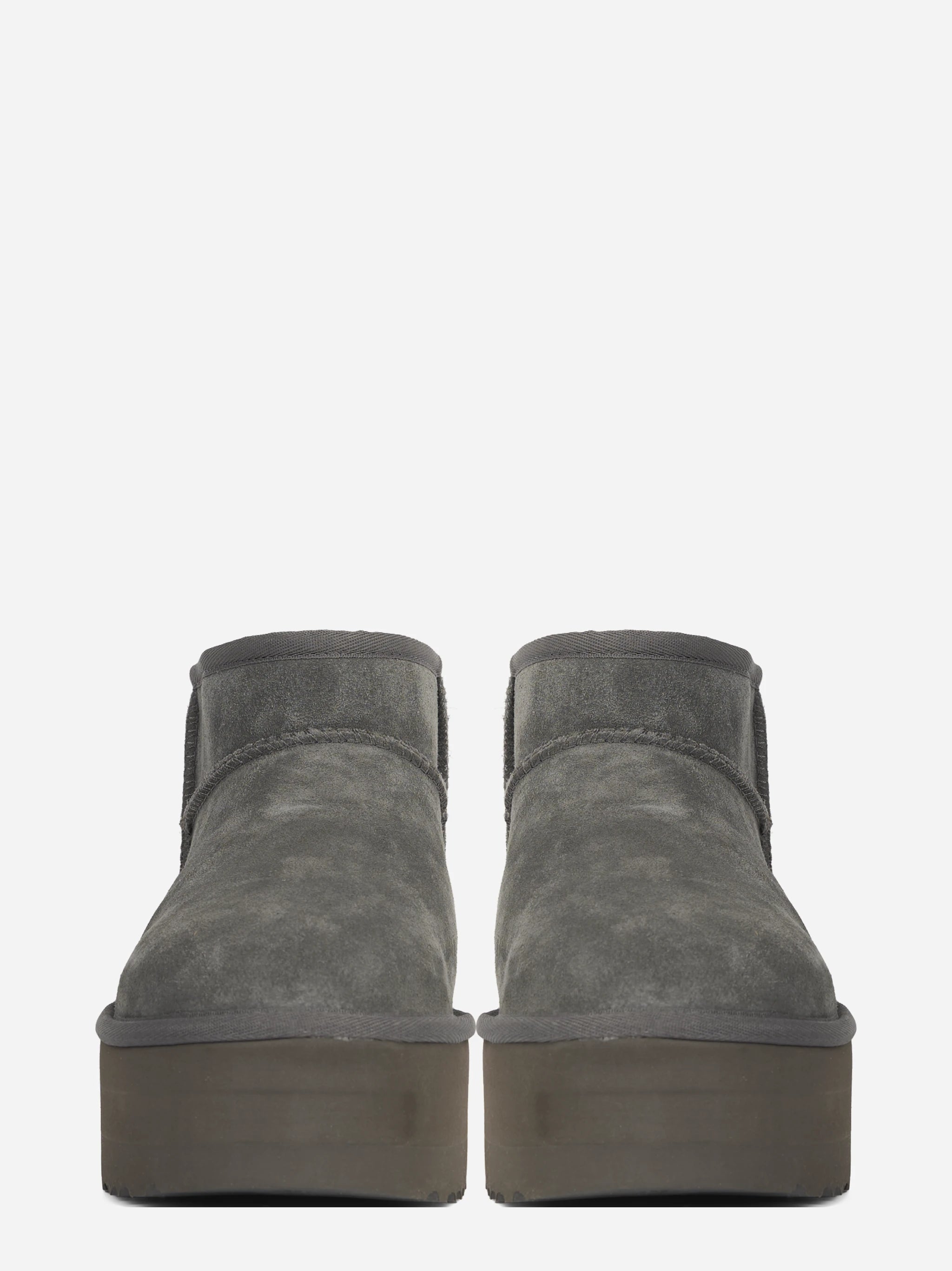 Stivaletto Classic Ultra Mini Platform in camoscio Charcoal - vista frontale