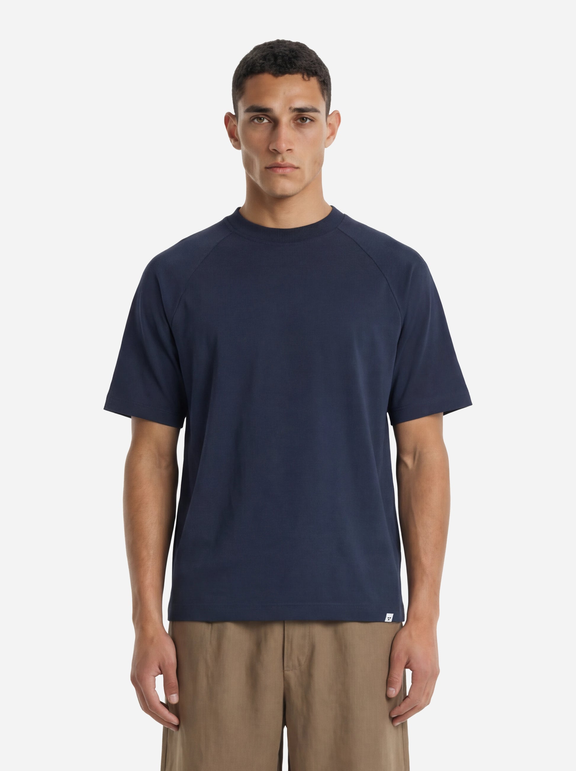 T-shirt in cotone con spalla raglan blu Lienz